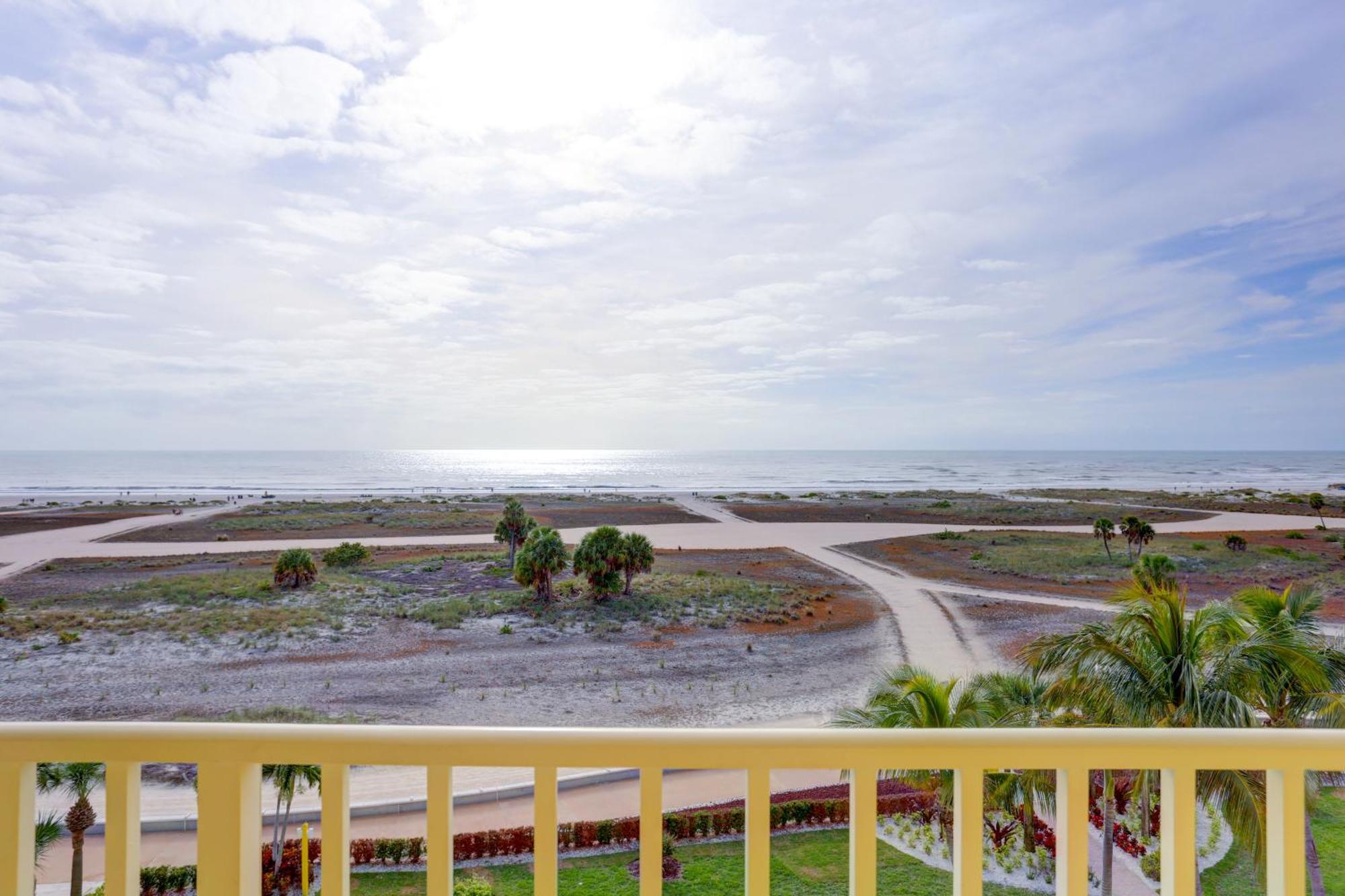 South Beach Condo Hotel By Travel Resort Services, Inc. St. Pete Beach Eksteriør billede