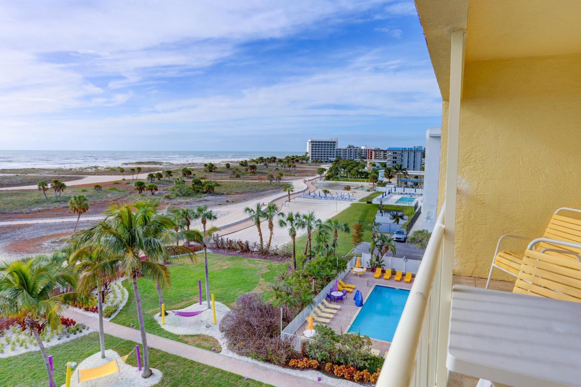 South Beach Condo Hotel By Travel Resort Services, Inc. St. Pete Beach Eksteriør billede
