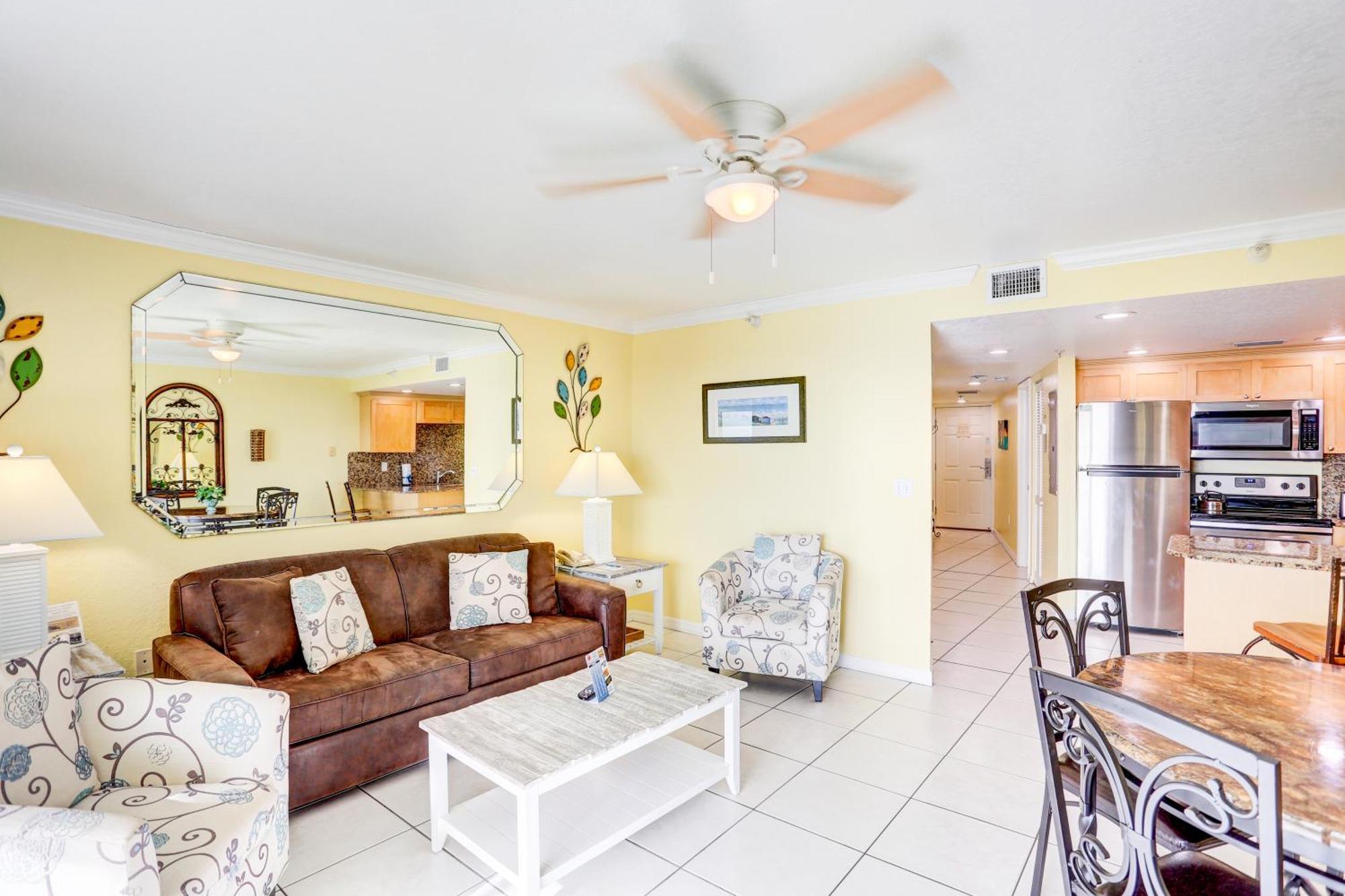 South Beach Condo Hotel By Travel Resort Services, Inc. St. Pete Beach Eksteriør billede