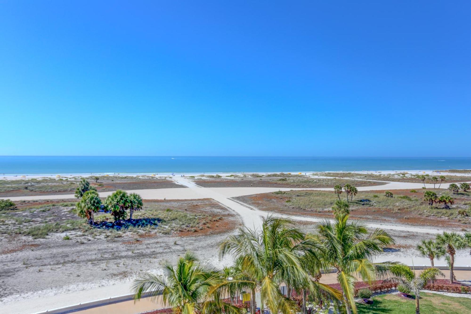 South Beach Condo Hotel By Travel Resort Services, Inc. St. Pete Beach Eksteriør billede