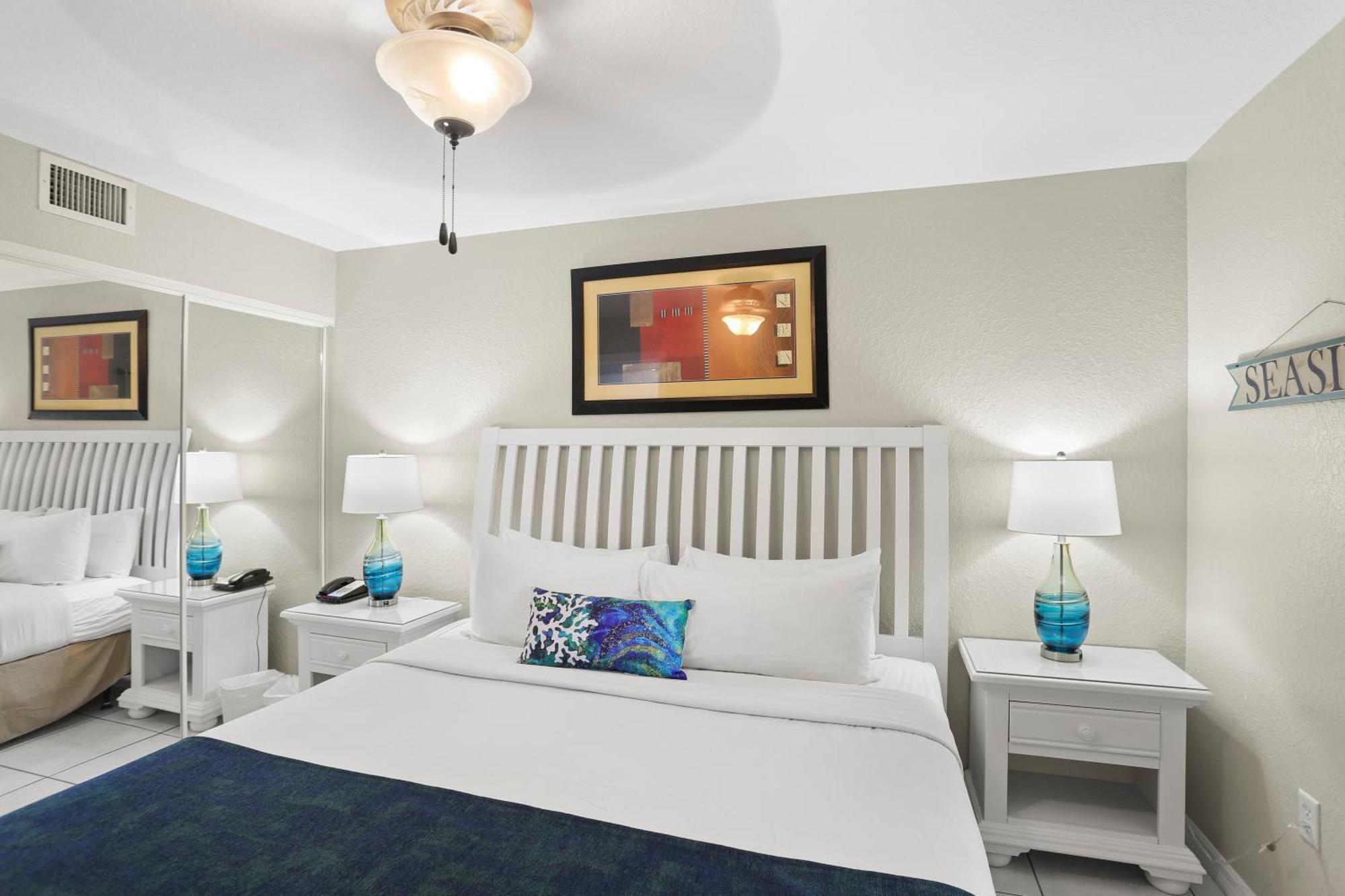South Beach Condo Hotel By Travel Resort Services, Inc. St. Pete Beach Eksteriør billede