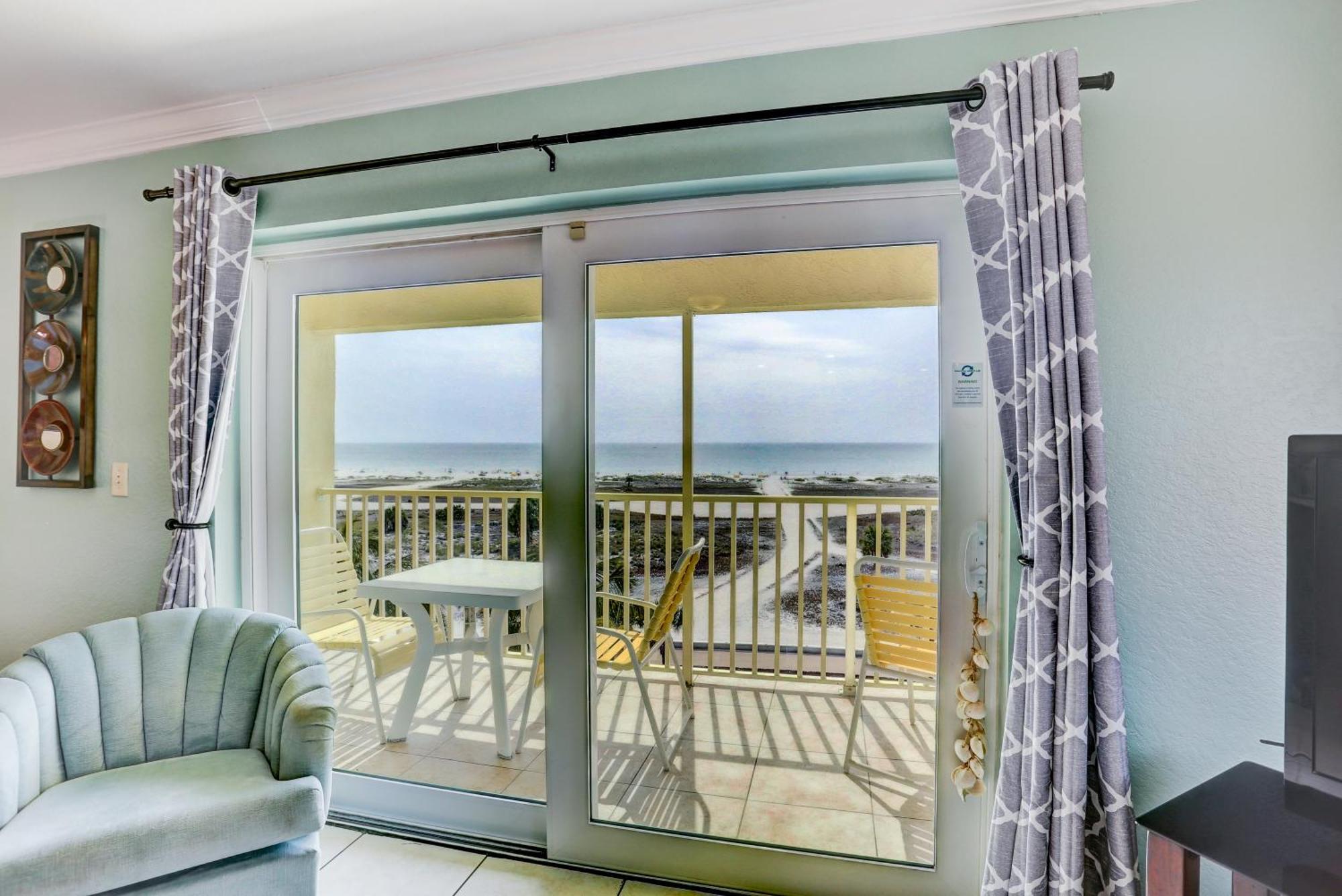 South Beach Condo Hotel By Travel Resort Services, Inc. St. Pete Beach Eksteriør billede